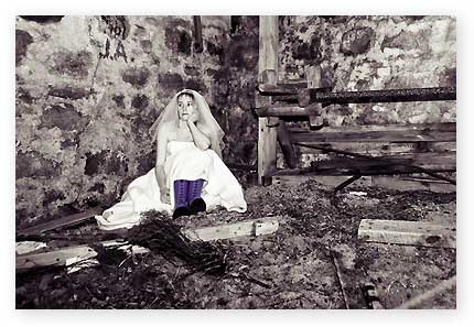 Karen Catta - Trash The Dress